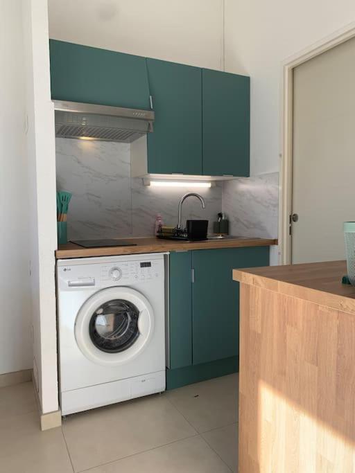 Maisonnette Dans Belle Residence Saint-Vallier-de-Thiey Bagian luar foto