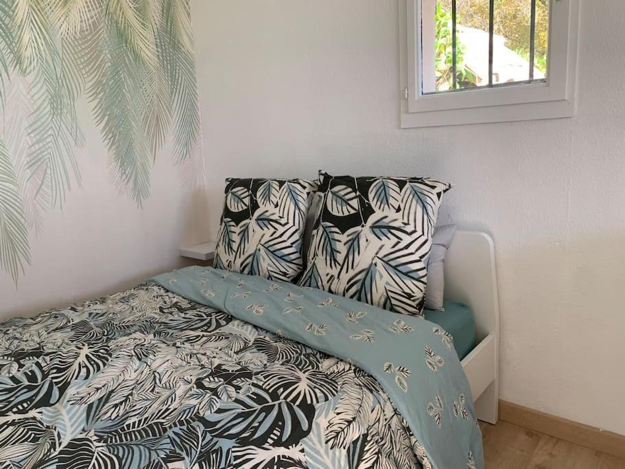 Maisonnette Dans Belle Residence Saint-Vallier-de-Thiey Bagian luar foto